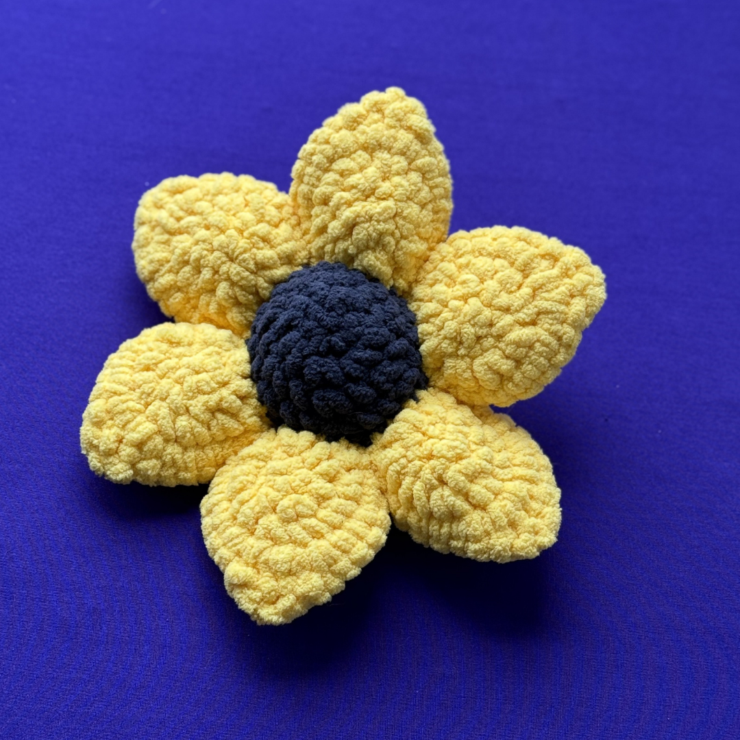 Fiona Fidgety Flower - Cute Crochet Fidget Pattern - Image 3